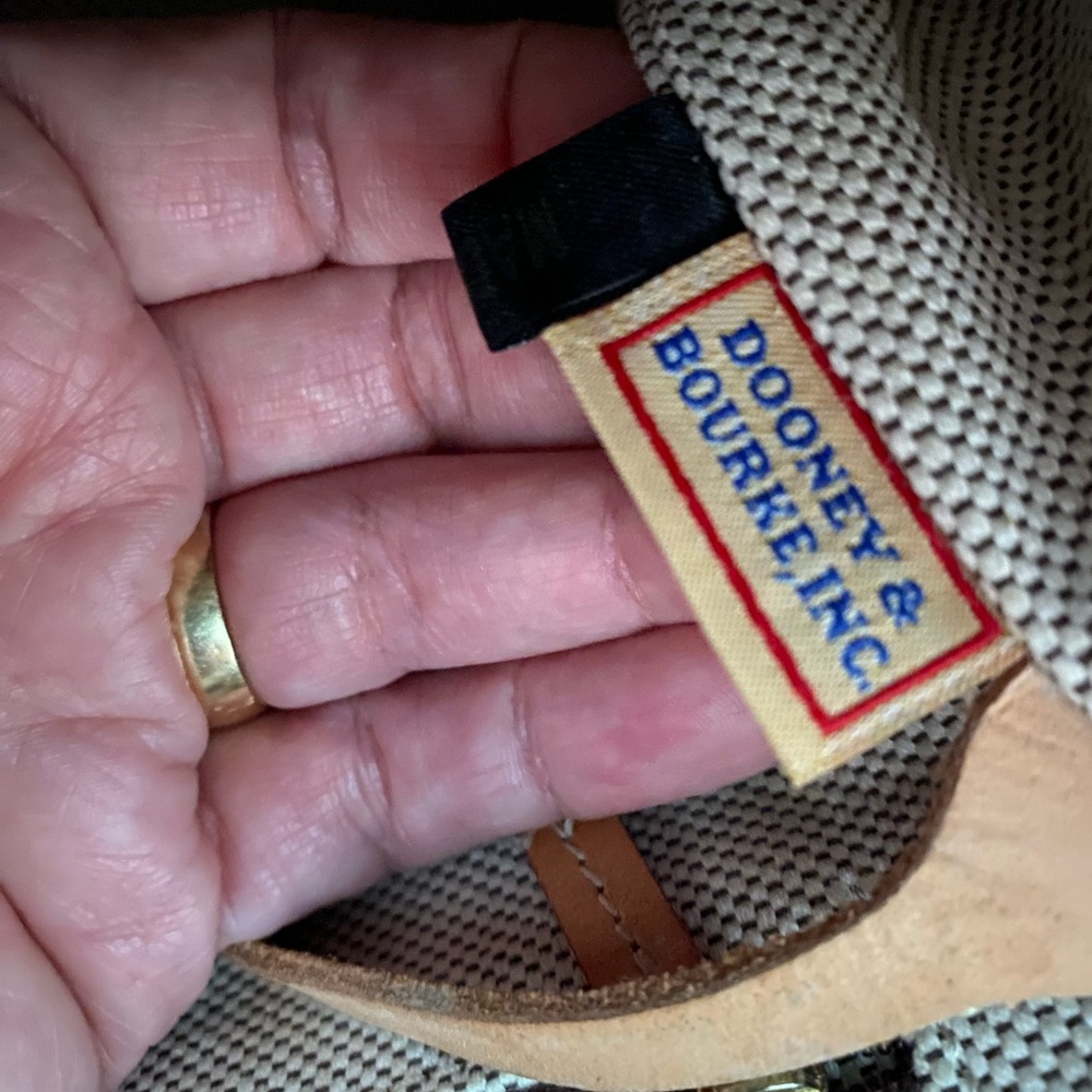 Vintage Dooney and Bourke Saddle Pebble Leather Small Shoulder Bag with Hangtag - Picture 9 of 14